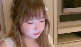 网红小娇妻吃瓜视频,揭秘娱乐圈背后的惊人真相