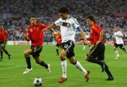 波兰足球爆料视频大全集,揭秘精彩瞬间与幕后故事