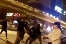 网友爆料多名男子视频,网友揭秘背后真相