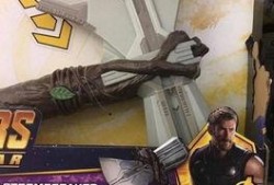 雷神武器最新爆料图,神秘造型震撼登场，性能升级引期待