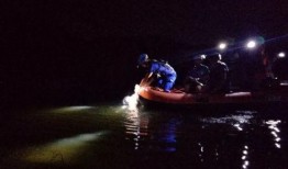 爆料女孩溺水身亡视频在线观看,网络流传溺水身亡视频引发社会关注